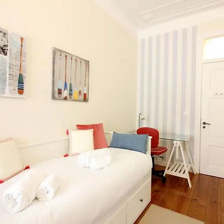 Sunny Alfama - River View Apartment Lisbon